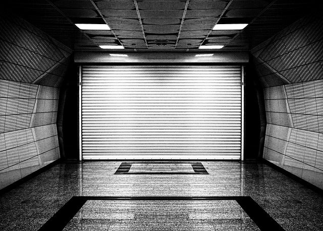 Spot garage led